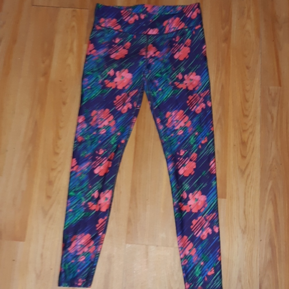 Super cute workout leggings